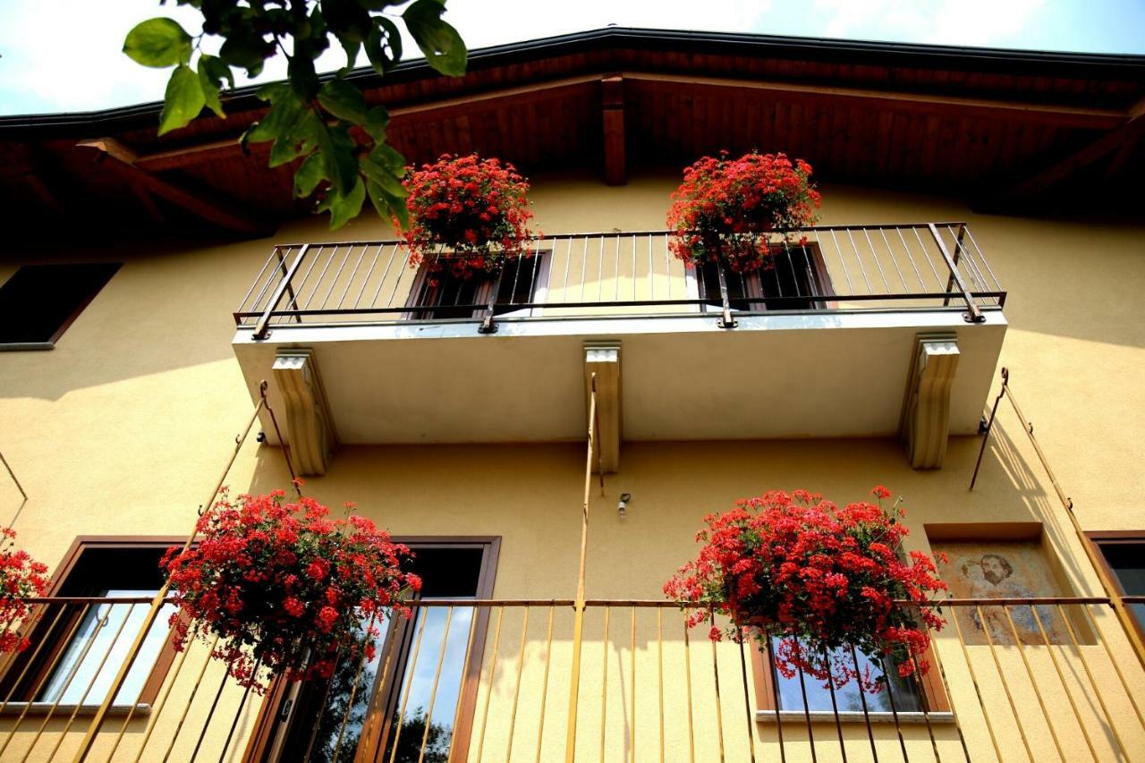 La Bella Dormiente B&B Castellamonte Eksteriør billede