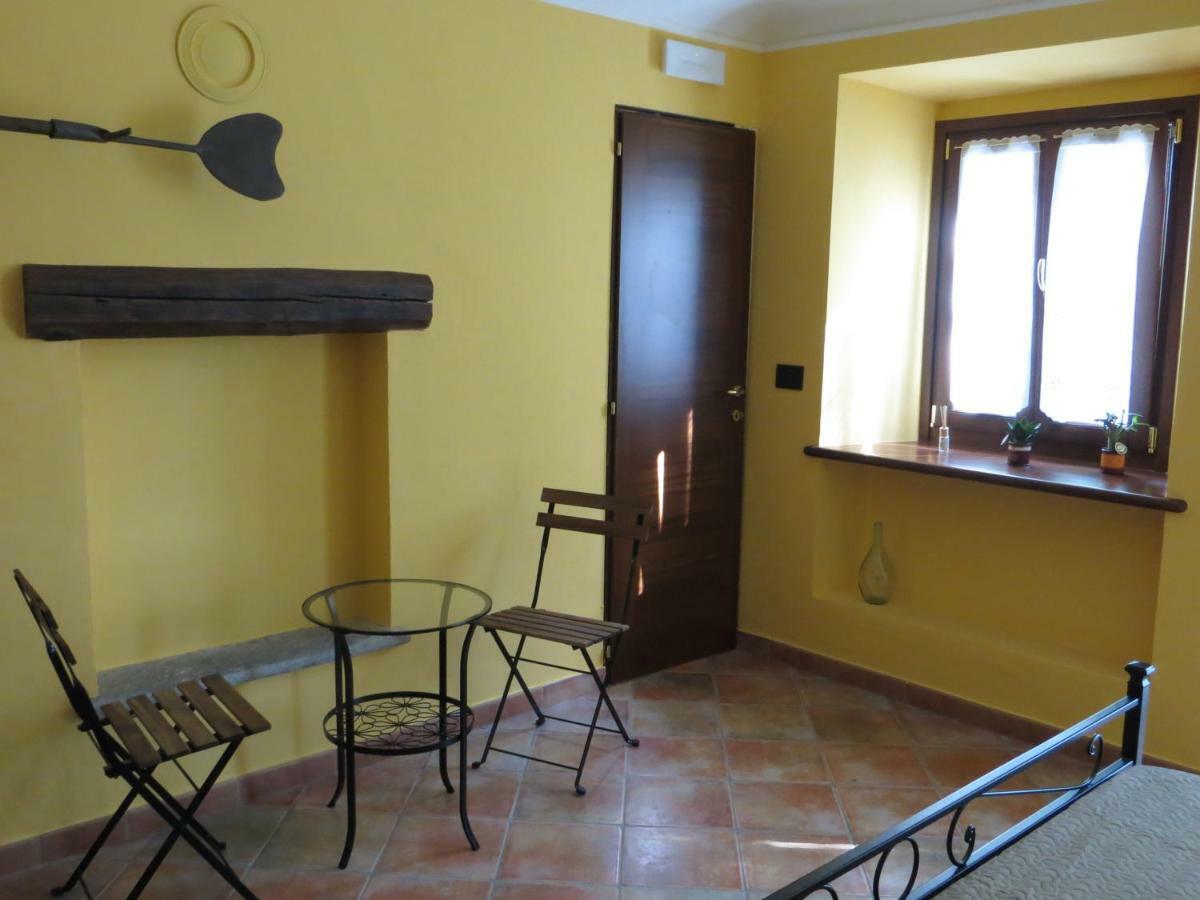 La Bella Dormiente B&B Castellamonte Eksteriør billede